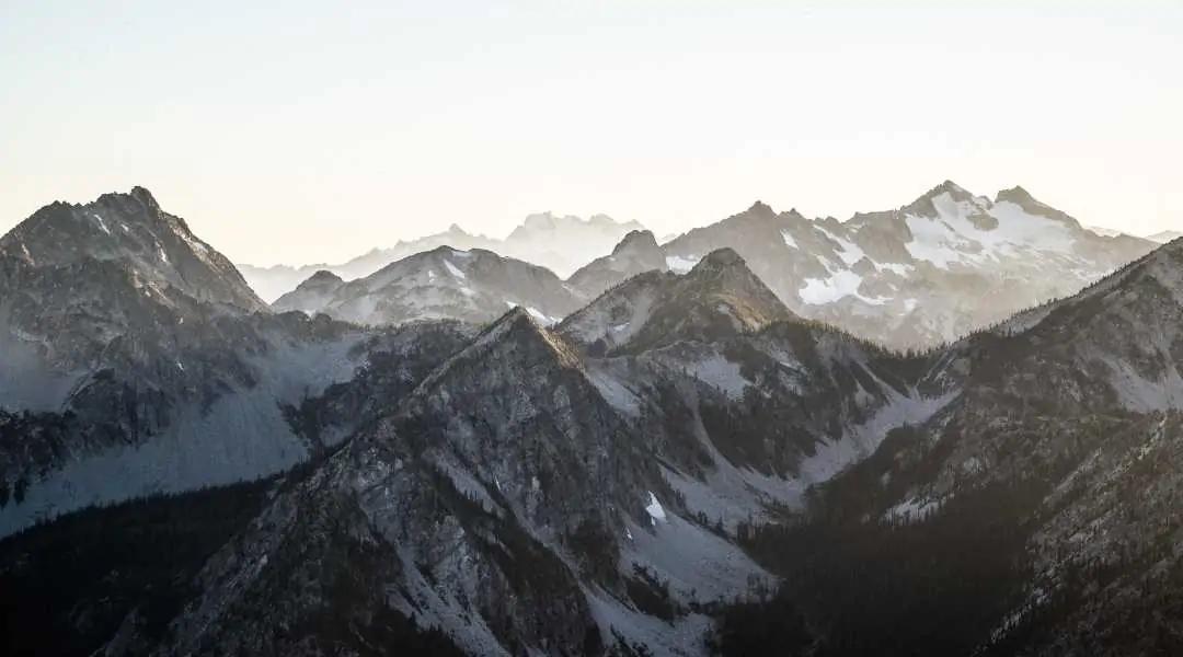 أفضل وجهات تسلق الجبال في العالم … أشهر 8 جبال لتجربة المغامرة